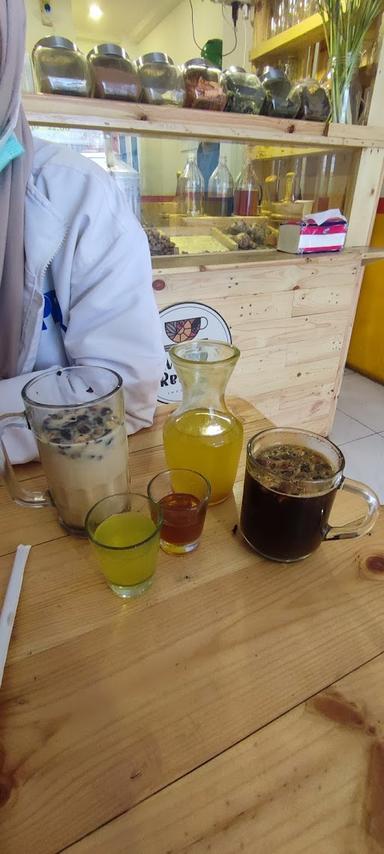 MINUM REMPAH