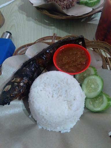 AYAM MADU SIBANGKONG SARIJADI