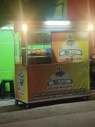 ROTI BAKAR KUNINGAN