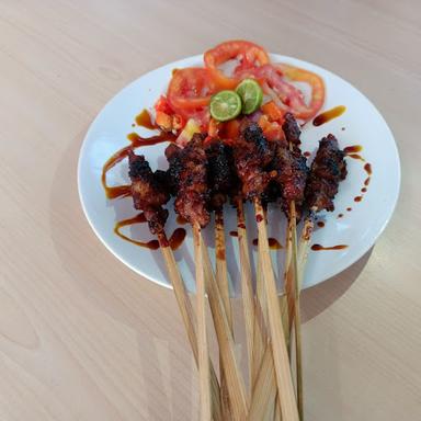 ADOYY SATE MADURA2