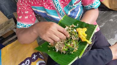 NASI PECEL KHAS SEMARANG BU HANA