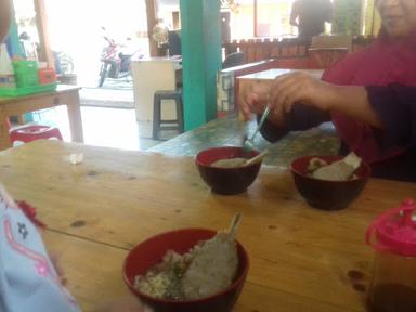 PONDOK BAKSO & MIE AYAM RISTY