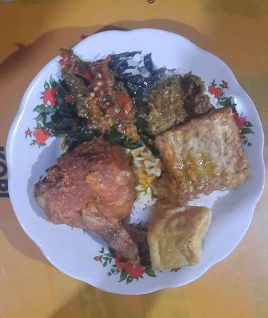 RUMAH MAKAN BUDI MINANG SWALAYAN MURAH