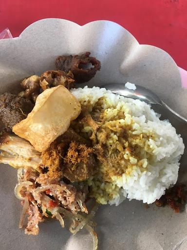 WARUNG IBU MOSIN, WARUNG NASI LAWAR BABI DAN AYAM