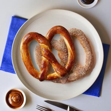 AUNTIE ANNE'S - MALL PESONA SQUARE