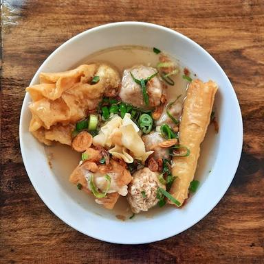 BAKSO MALANG WIJI JAYA DEPOK