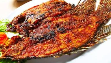 IKAN BAKAR KHAS MAKASSAR