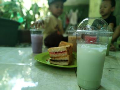 ROTI BAKAR MPOK SARIE