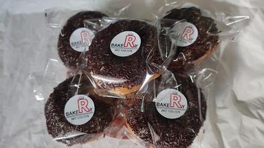 R BAKERY