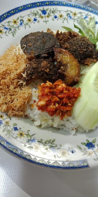 AYAM KREMES & SEGO JERO SRIKANDI