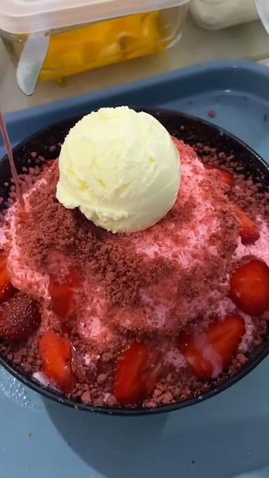 KANG BINGSOO (KOREAN ICE CREAM)