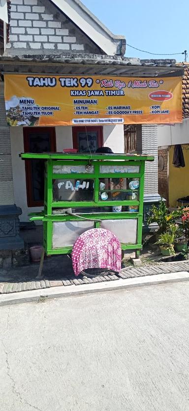 WARUNG MAKAN BAMBU