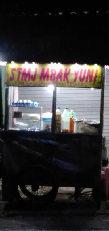 STMJ MBAK YUNI