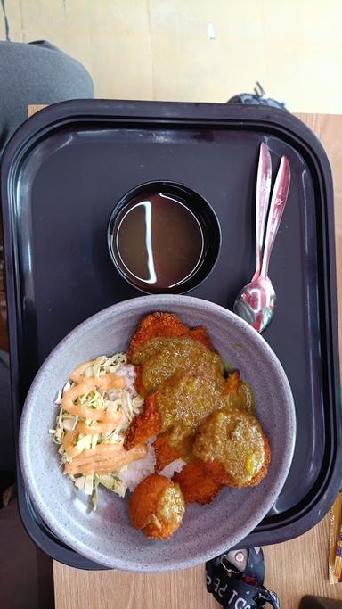 SEMANGKUK KATSU