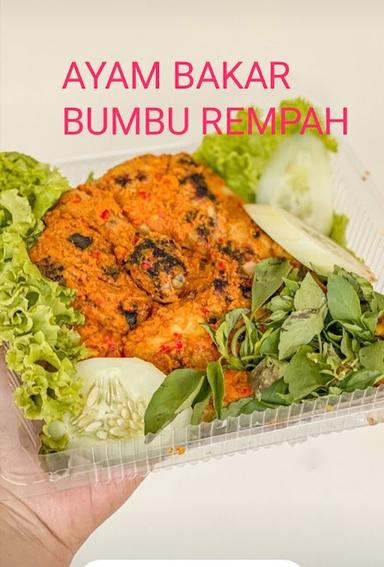 AYAM BUMBU REMPAH