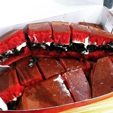 MARTABAK TERANG BULAN SUROBOYO