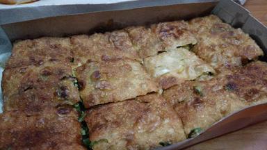 MARTABAK TELUR & MANIS TOP BANDUNG