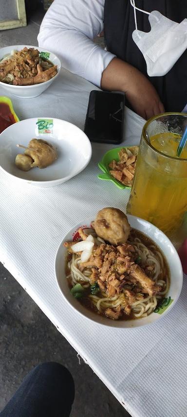 MIE AYAM & BAKSO GEBANG