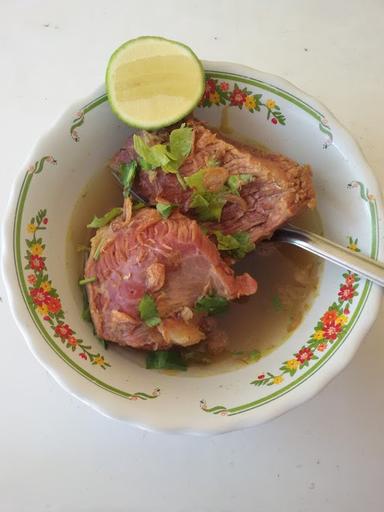 SOTO KEPALA SAPI WAK KAYIN