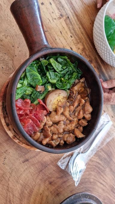 TAIPAN CLAYPOT