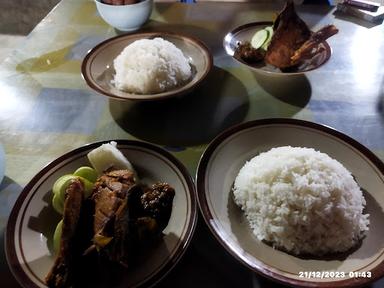 LAMONGAN KHARISMA LESEHAN