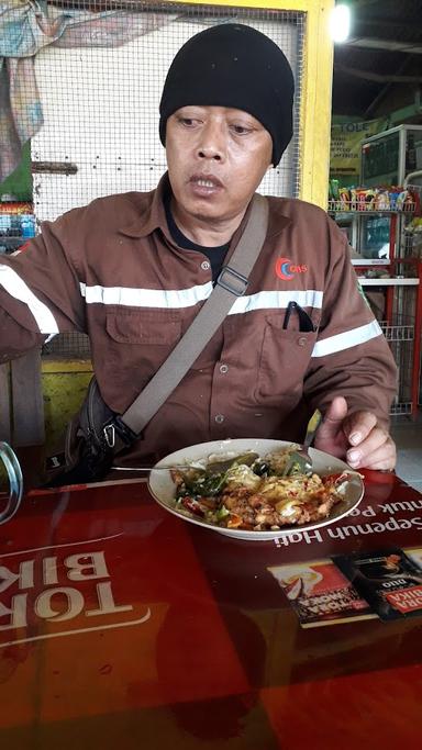 WARUNG THOLE