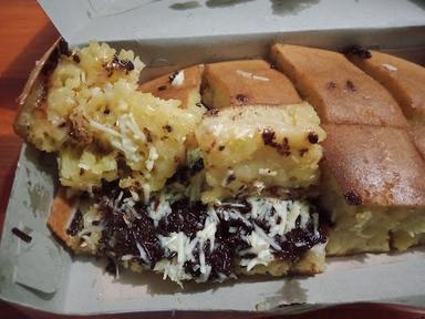 MARTABAK TERANG BULAN CITA RASA