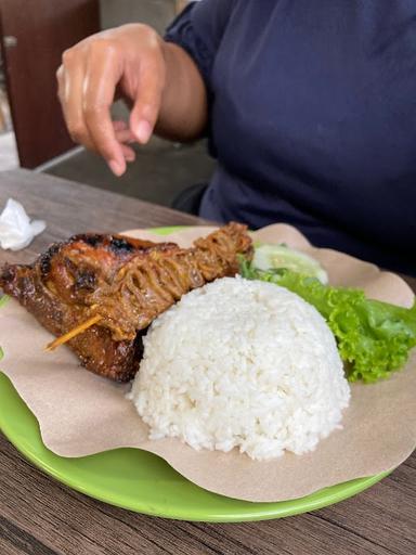 AYAM GORENG & BAKAR TERAS RUMAH