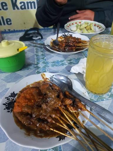 SATE AYAM & SATE KAMBING ARODAM