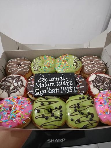 YUMMY DONUTS MALANG