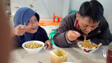 BAKSO MIE AYAM KLIWON