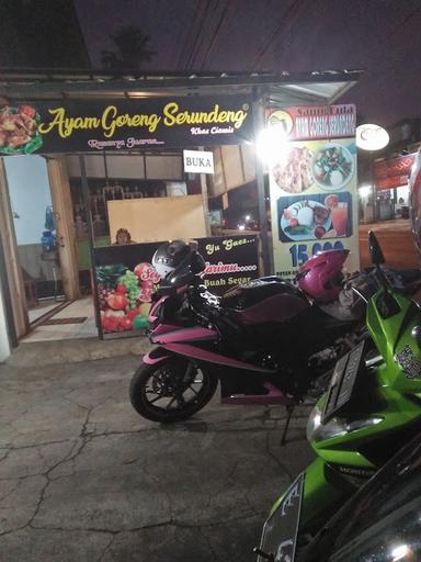 RUMAH MAKAN AYAM GORENG SERUNDENG