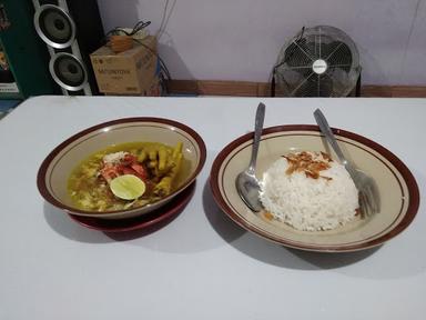 SOTO AYAM CEKER MANGGI