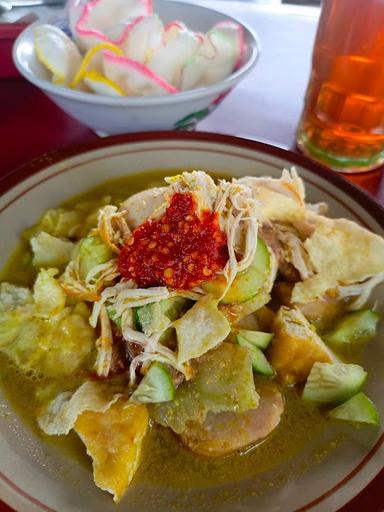 WARUNG BUBUR SOP DAN GADO2 SOTO MBOK DAR