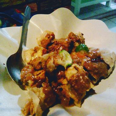 WARUNG SATE MADURA