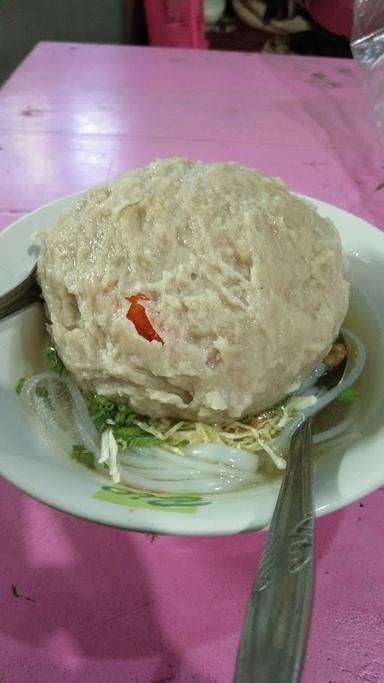 MIE AYAM DAN BAKSO GRANAT