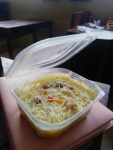 SALAD & PUDING JEMBER (FRESH AND HEALTHY)