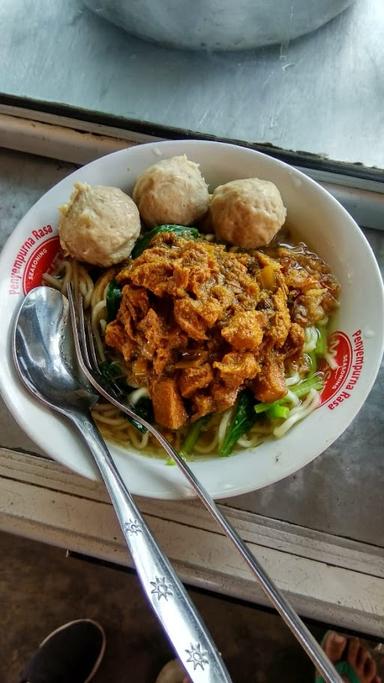 WARUNG BAKSO BOSS