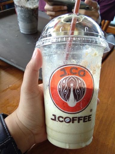 J.CO DONUTS & COFFEE