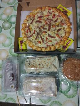 Photo's Waroeng Pizza