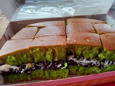 MARTABAK TALITA SUMPIUH