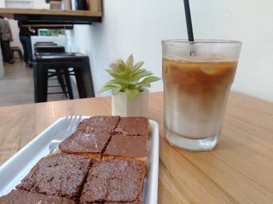 HAWAYU COFFEE & EATERY