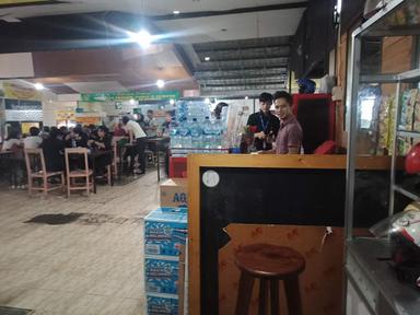 WARUNG KOPI UGUN