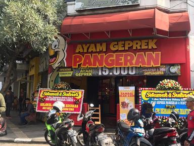 AYAM GEPREK PANGERAN