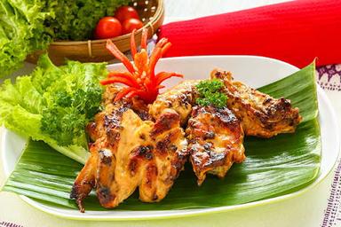 AYAM GORENG BANDUNG