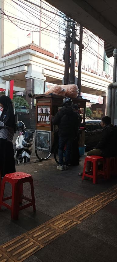 BUBUR AYAM PAK KOMAR