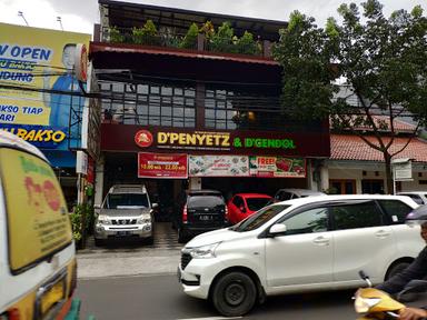 D'PENYETZ D'CENDOL