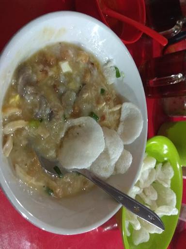 KULINER MALAM... BUBUR KAKI LIMA RASA BINTANG LIMA