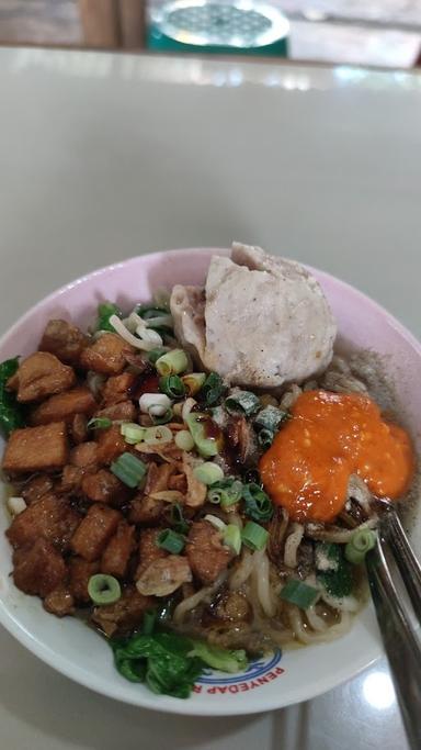 MIE AYAM DAN BAKSO KHAS WONOGIRI