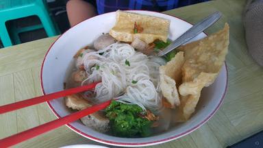 MIE BASO CAMPUR BUNGSU